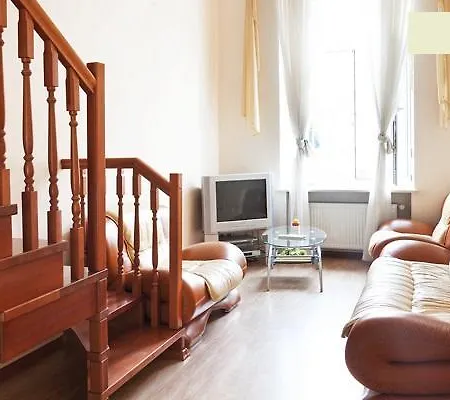 For Rent On Deribasovskaya Street Apartman Odessza