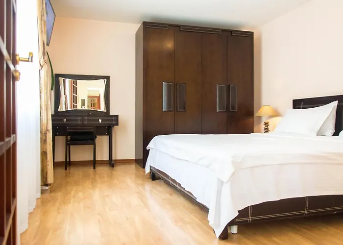 For Rent On Deribasovskaya Street *