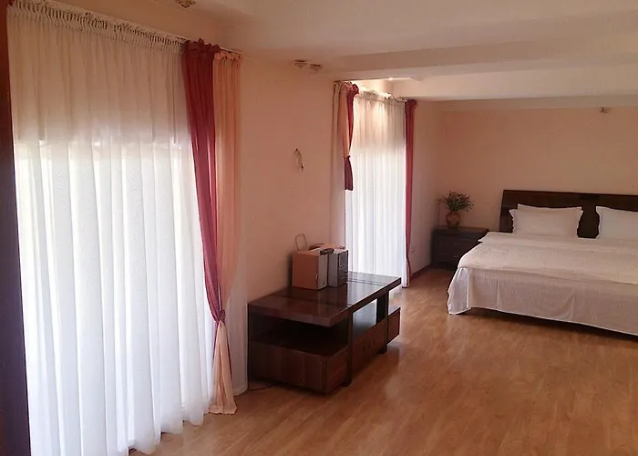 For Rent On Deribasovskaya Street *