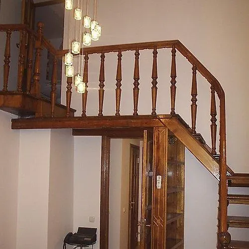 Apartment For Rent On Deribasovskaya Street *