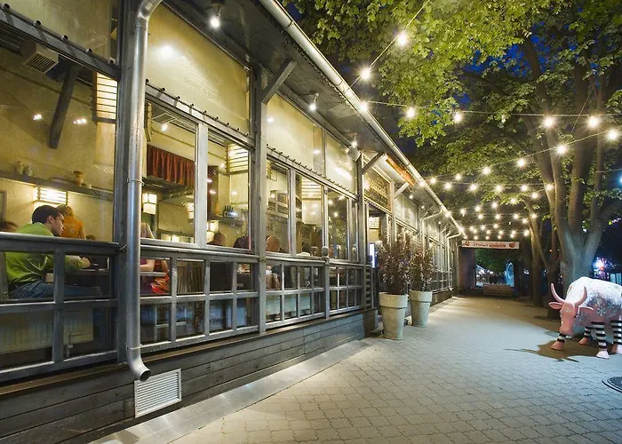 For Rent On Deribasovskaya Street Apartment *