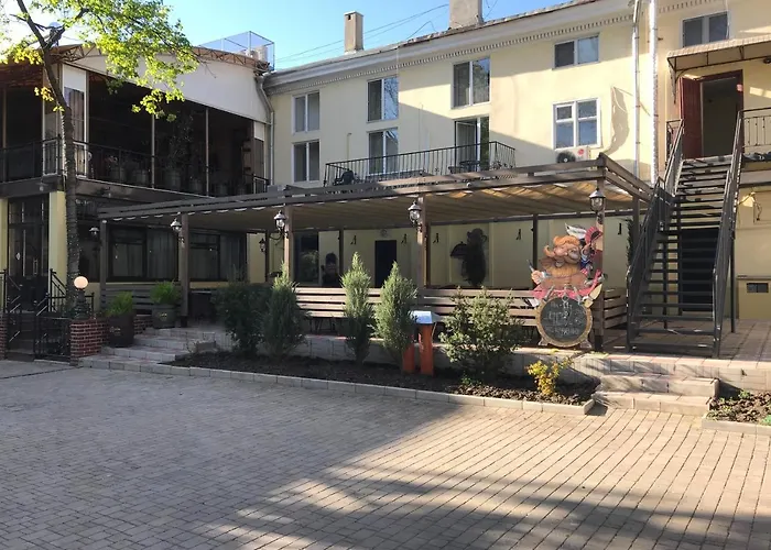 For Rent On Deribasovskaya Street * Odessza