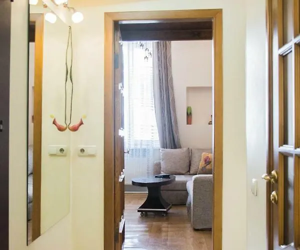 For Rent On Deribasovskaya Street Apartman