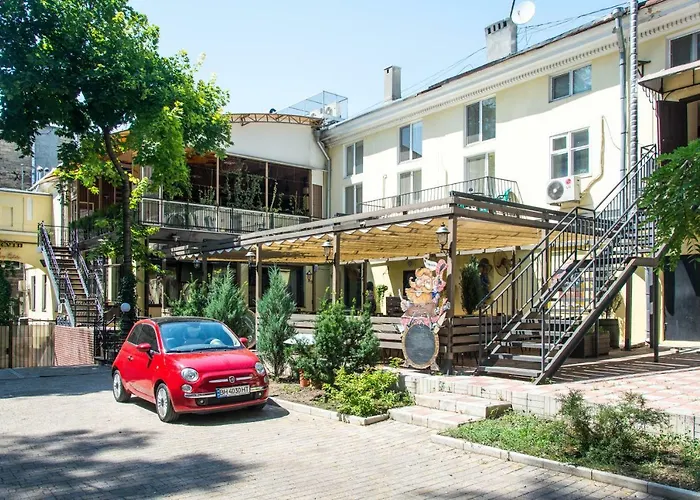 For Rent On Deribasovskaya Street *